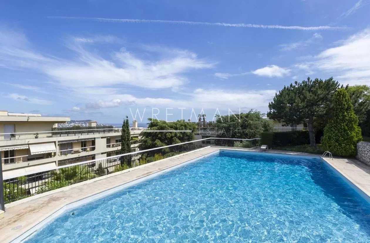 Condominium dans Bon, Provence-Alpes-Côte d'Azur 12026844