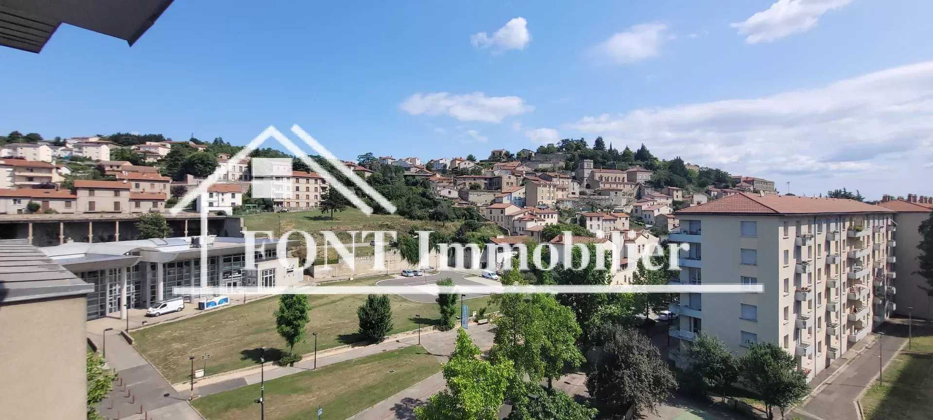 Condominium dans Saint Chamond, Auvergne-Rhône-Alpes 12026846