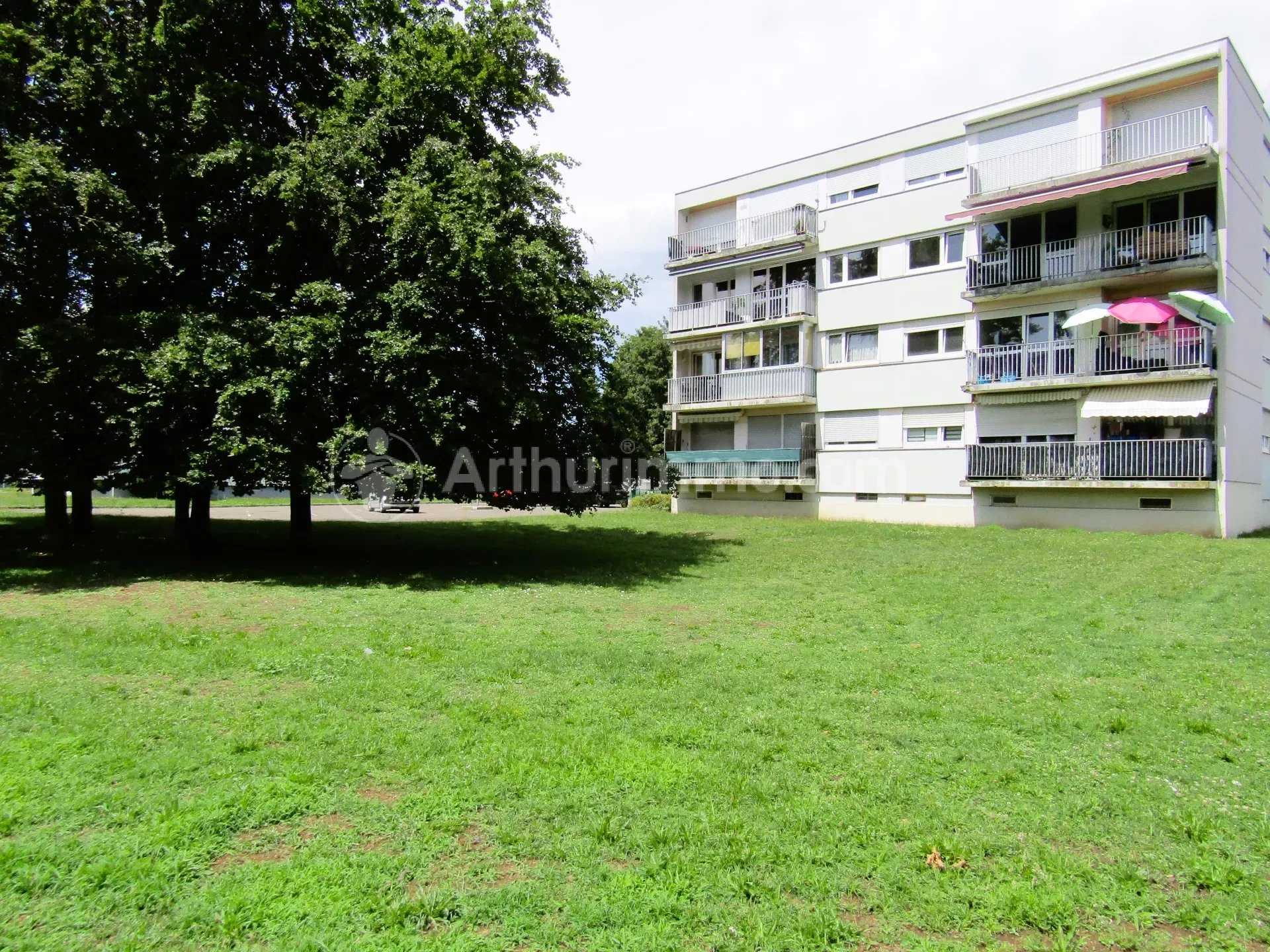 Condominium in Audincourt, Bourgogne-Franche-Comte 12026864
