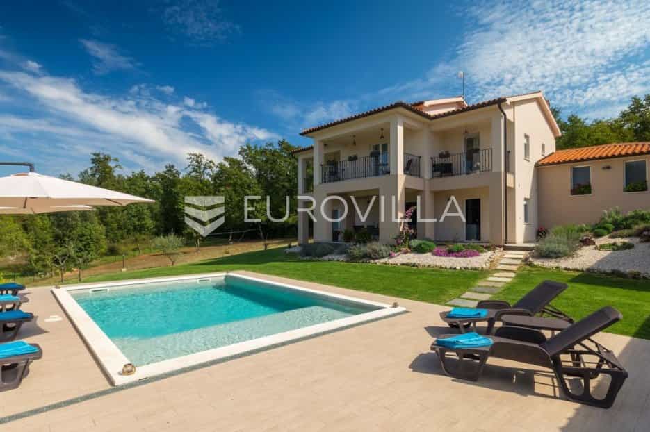 House in Marcana, Istarska Zupanija 12027842