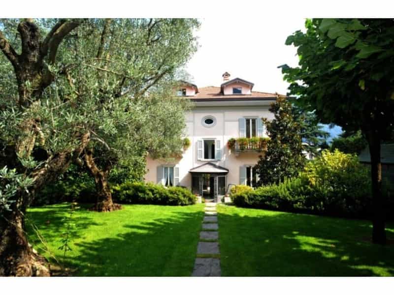 Huis in Cernobbio, Lombardije 12027957