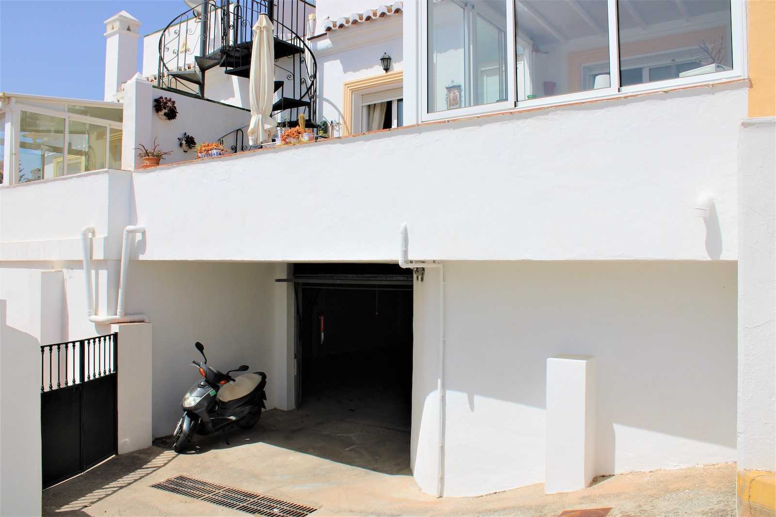 House in Torrox, Andalucía 12028053