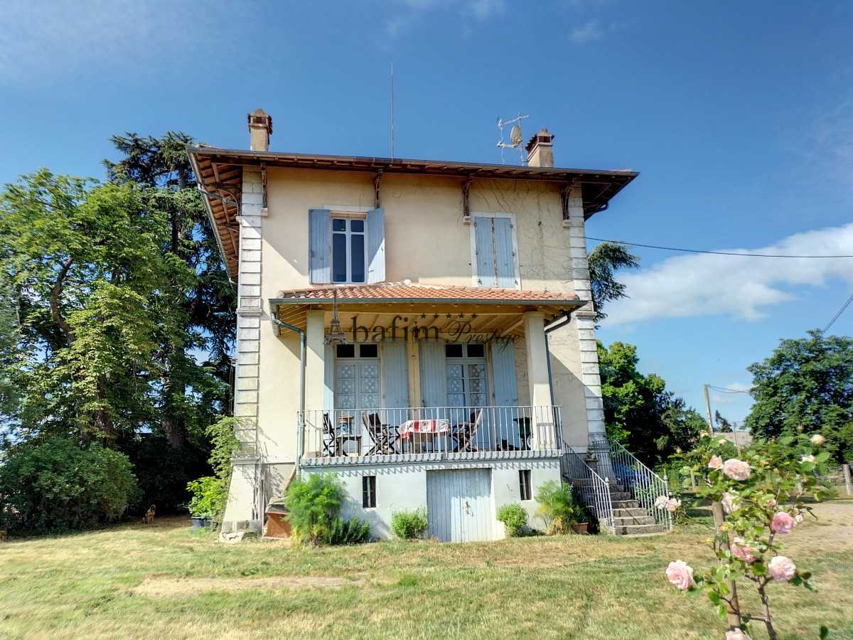 House in Agen, Nouvelle-Aquitaine 12028742