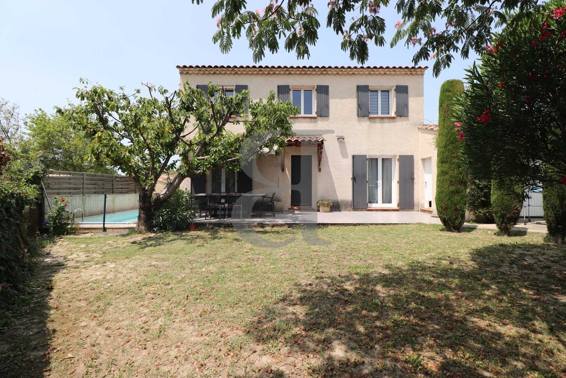casa no Saint-Rémy-de-Provence, Provença-Alpes-Costa Azul 12028747
