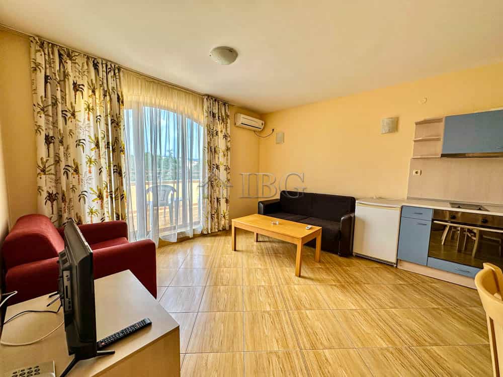 Квартира в Несебр, Бургас 12029123