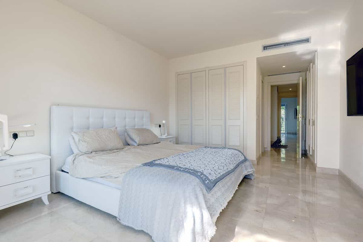 公寓 在 Benahavís, Andalucía 12029155