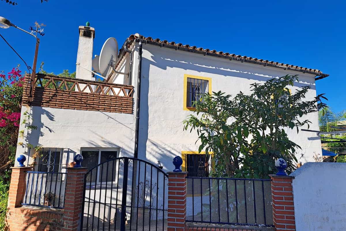 casa en Alhaurín el Grande, Andalucía 12029364