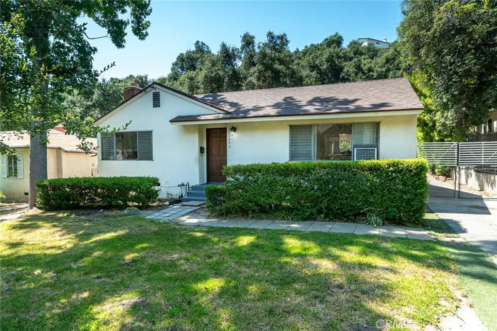 House in Glendale, California 12029756