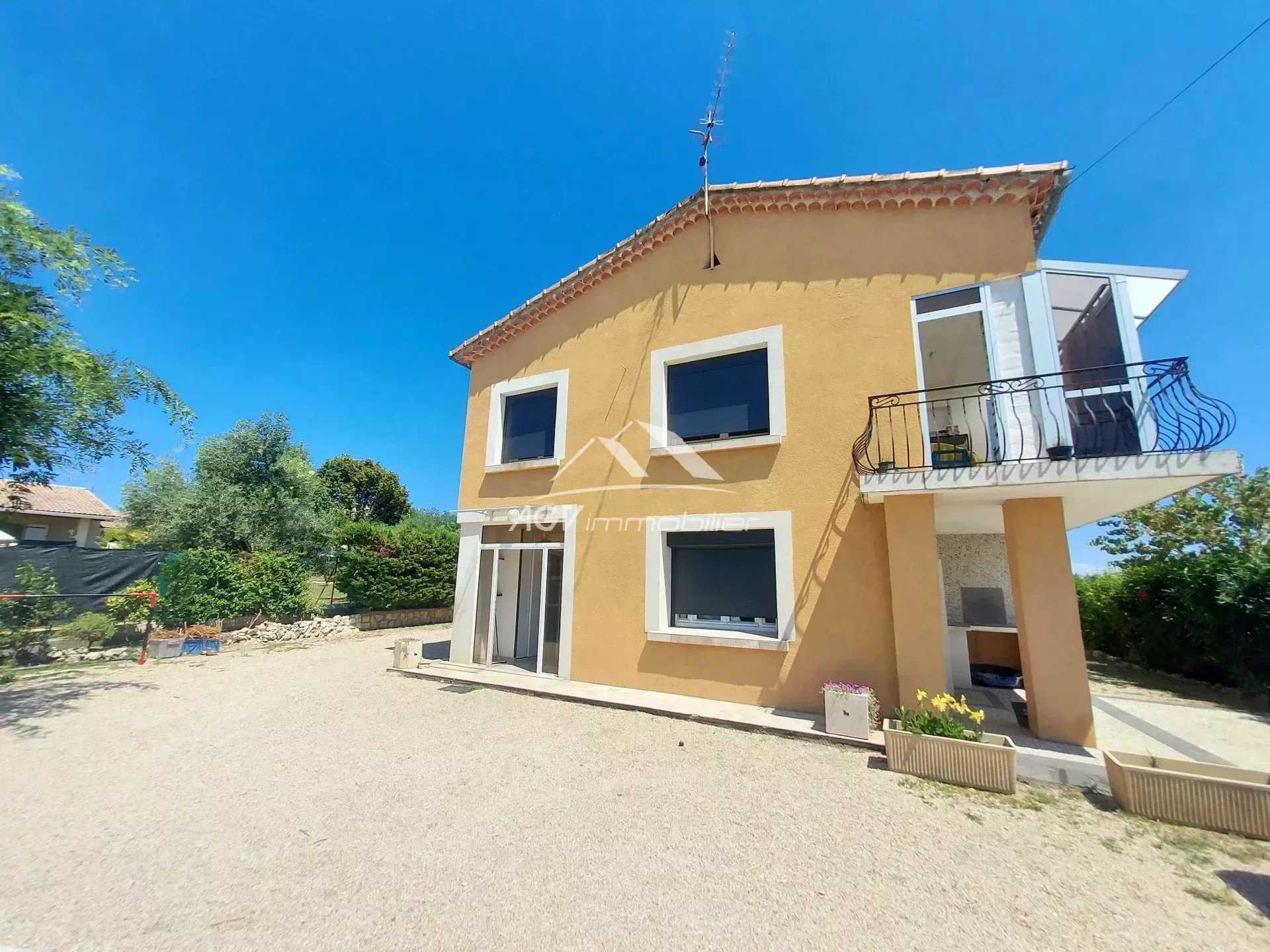 Будинок в Salindres, Gard 12030393