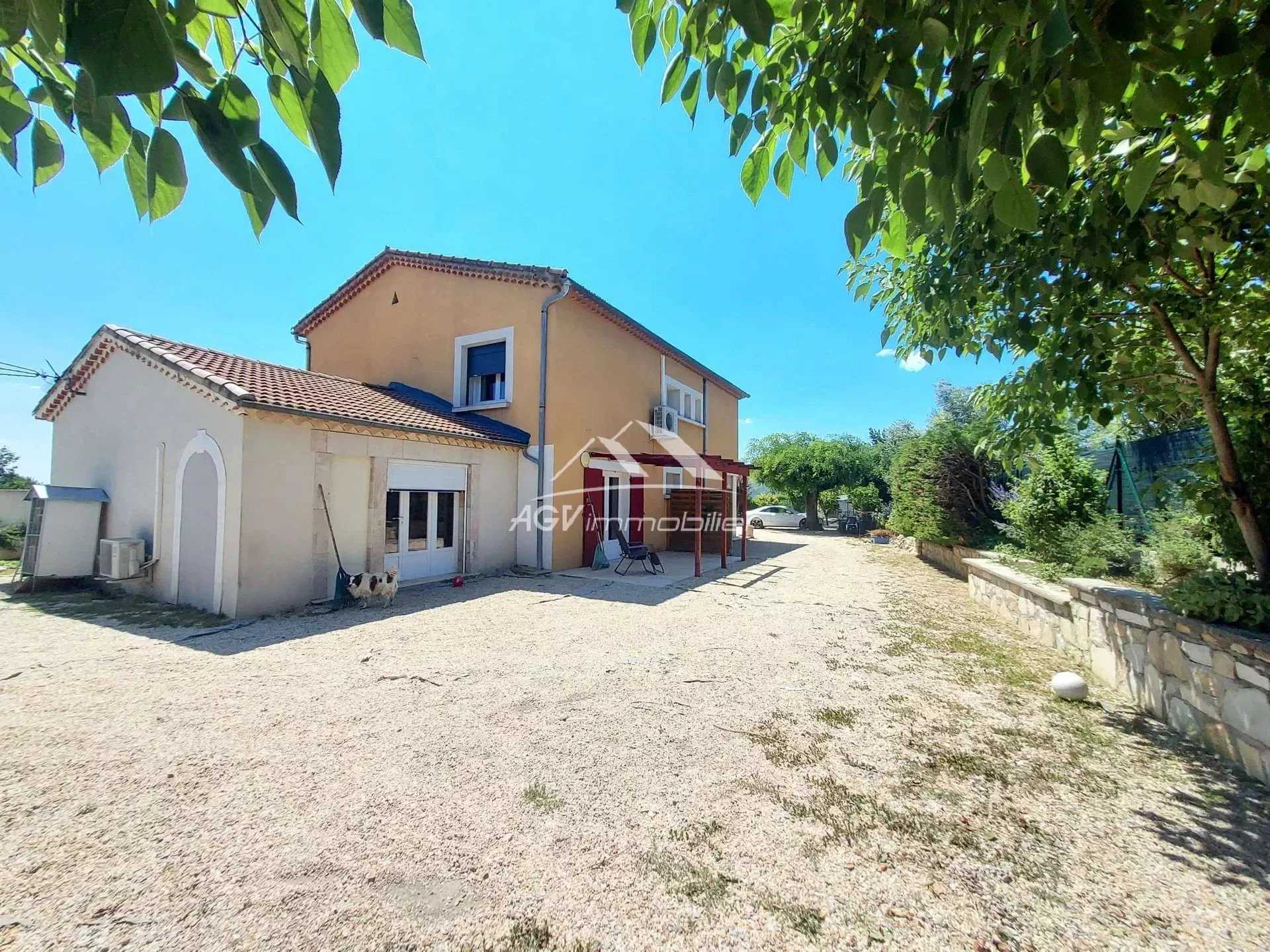 房子 在 Salindres, Gard 12030393