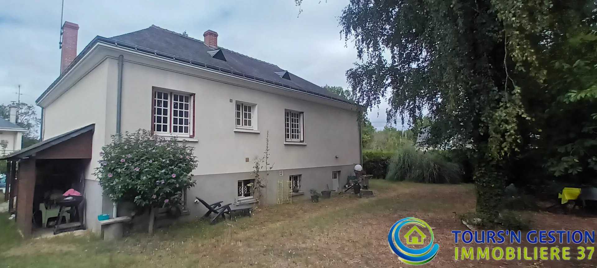 بيت في Veigne, Centre-Val de Loire 12030421