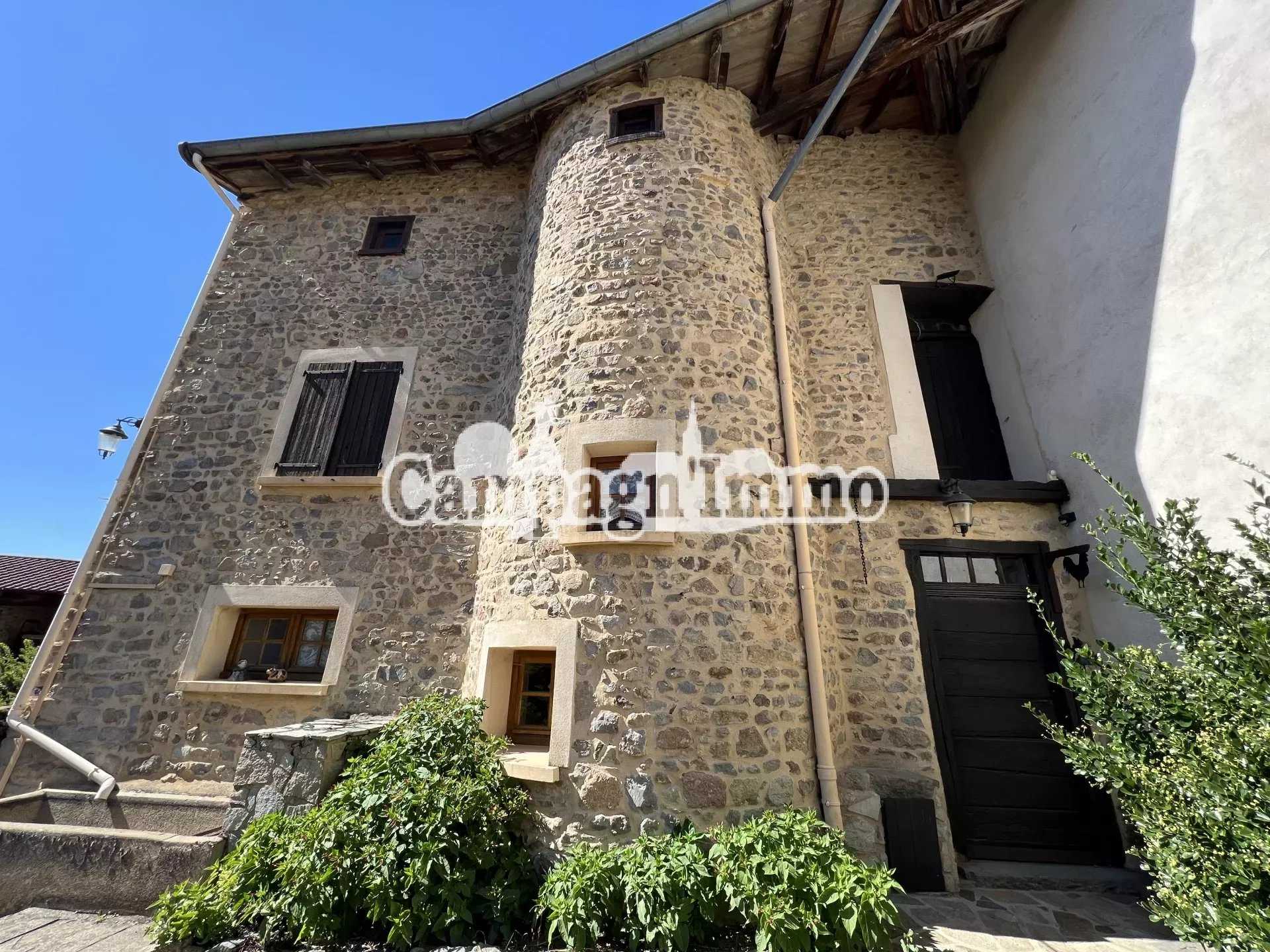 Huis in Machezal, Auvergne-Rhône-Alpes 12030467