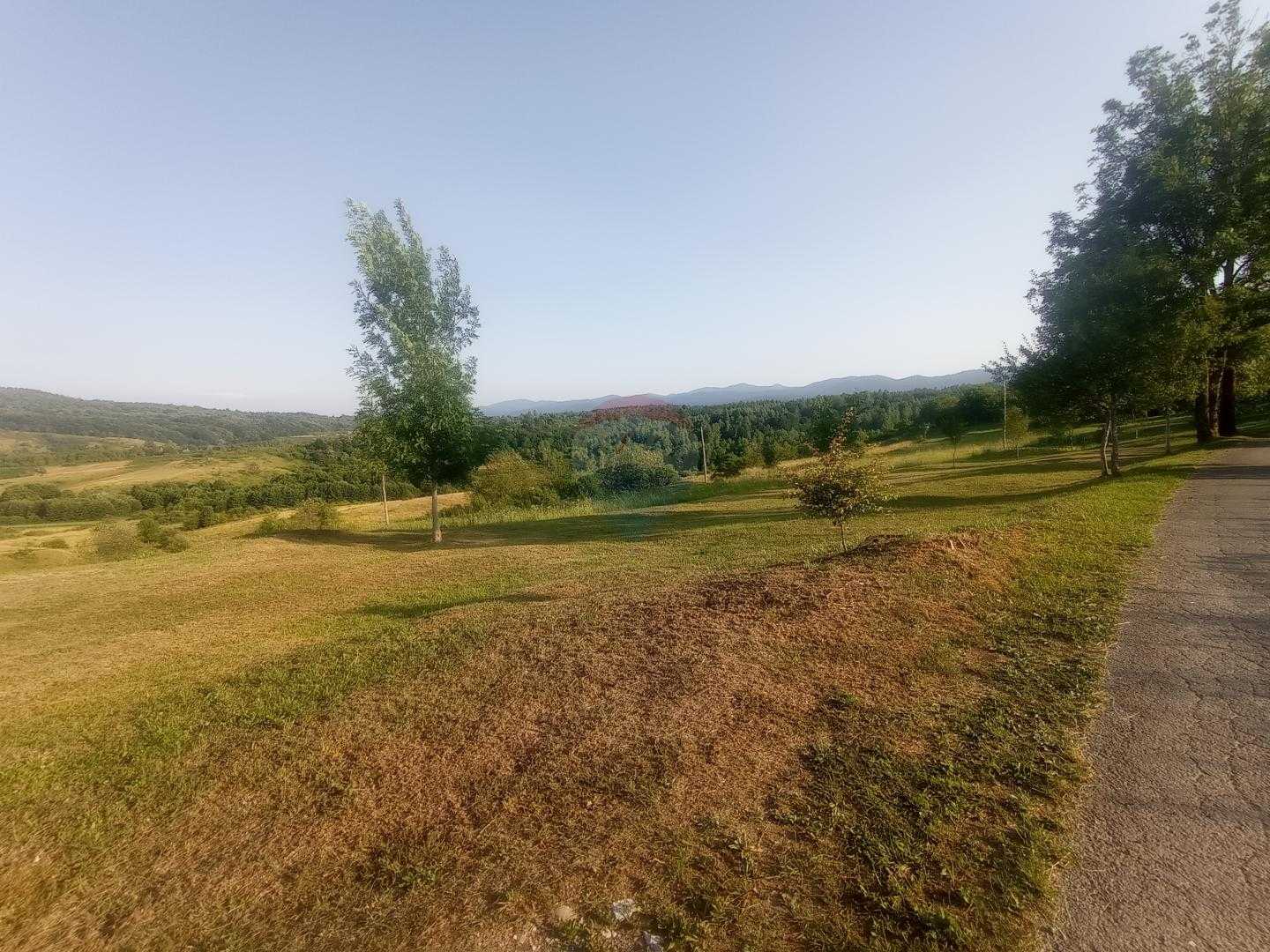 Maa sisään Josipdol, Karlovacka Zupanija 12030865
