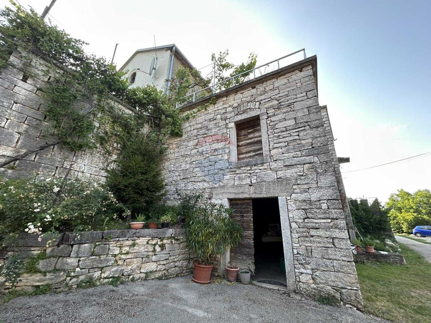 Rumah di Pazin, Istarska Zupanija 12030874
