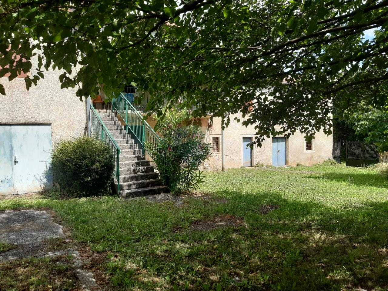 rumah dalam Kanfanar, Istarska Zupanija 12030953