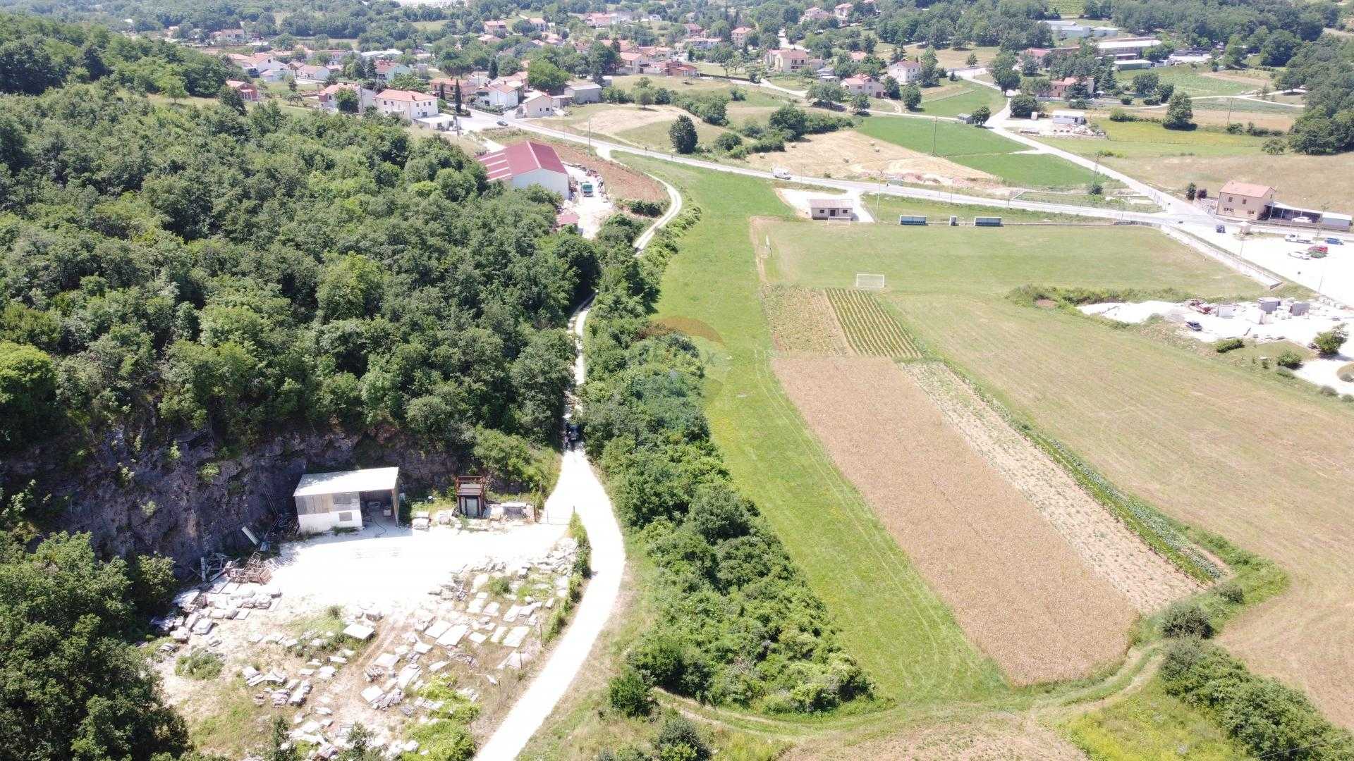 Land in Trviž, Istarska županija 12031041