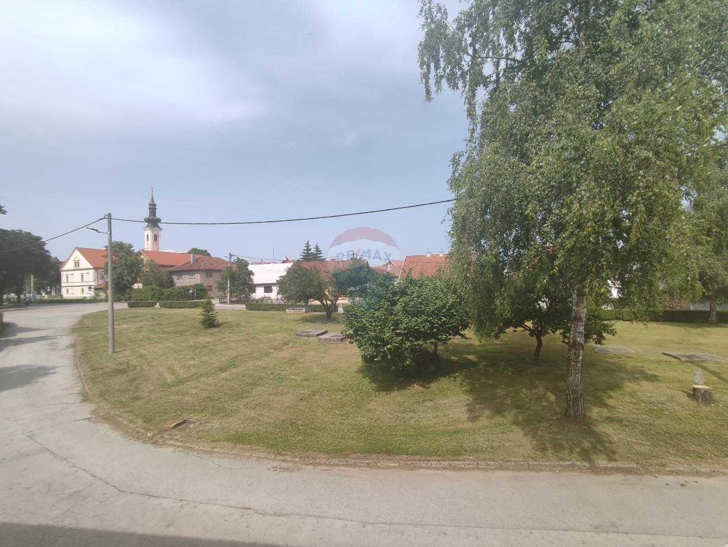 σπίτι σε Otočac, Ličko-senjska županija 12031076