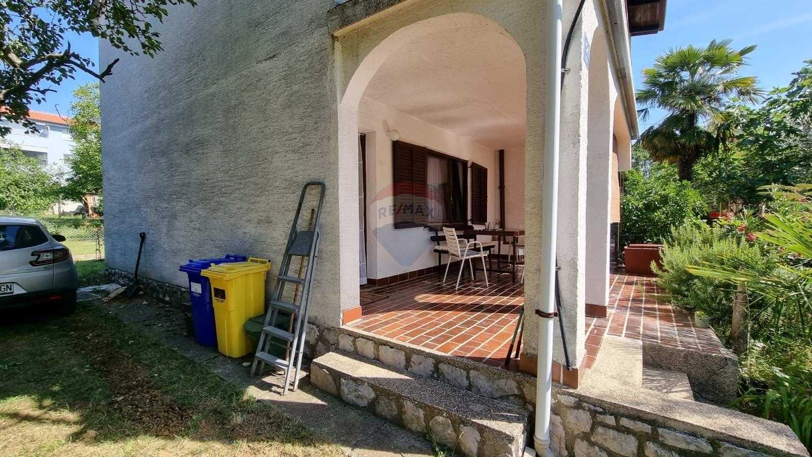 σπίτι σε Dobrinj, Primorsko-Goranska Zupanija 12031183