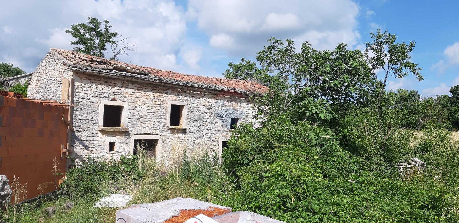 House in Filipana, Istarska županija 12031194