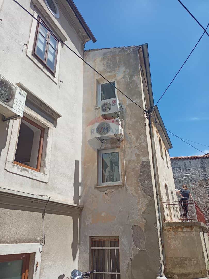 집 에 Senj, Ličko-senjska županija 12031351