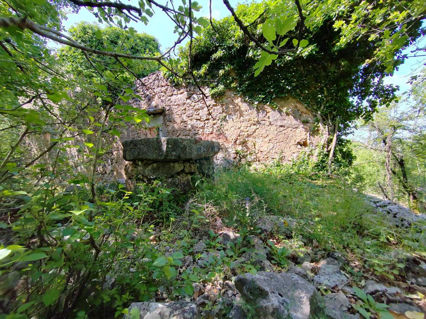 casa en Vrbnik, Primorsko-Goranska Županija 12031375