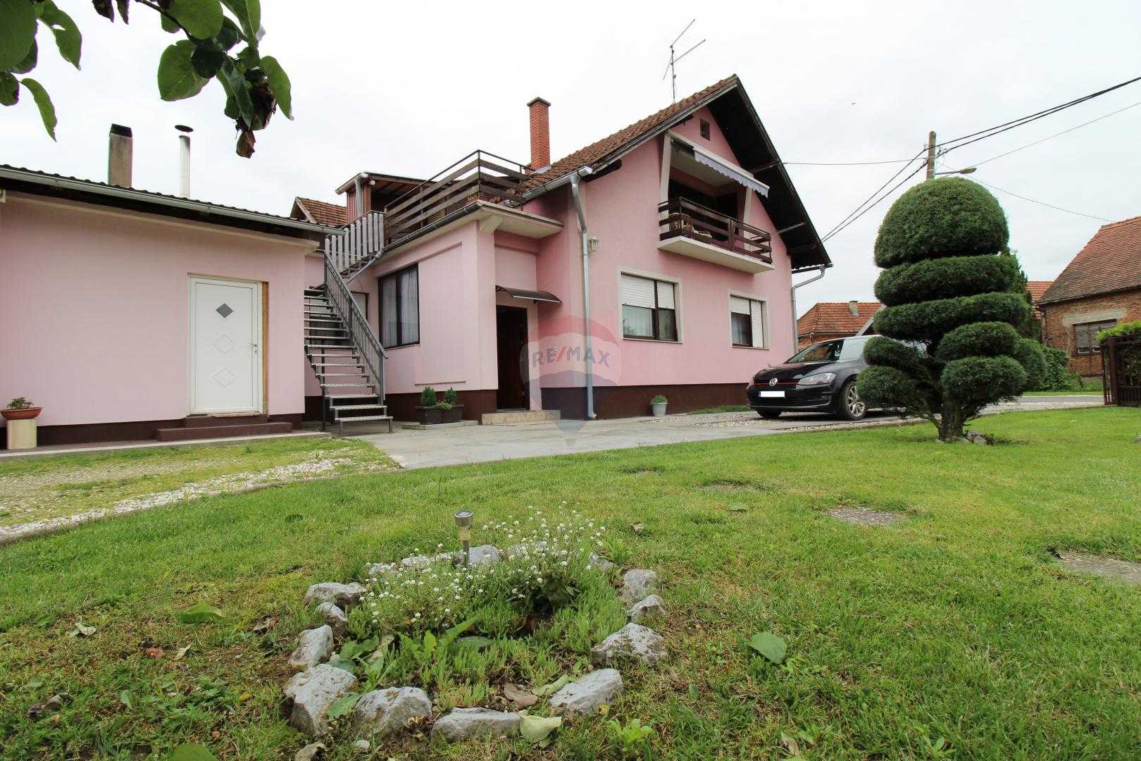 房子 在 伊万尼亚·雷卡, 萨格勒布，毕业 12031394