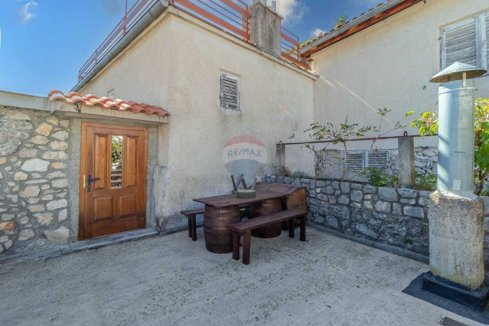 Huis in Bribir, Primorsko-Goranska Zupanija 12031419