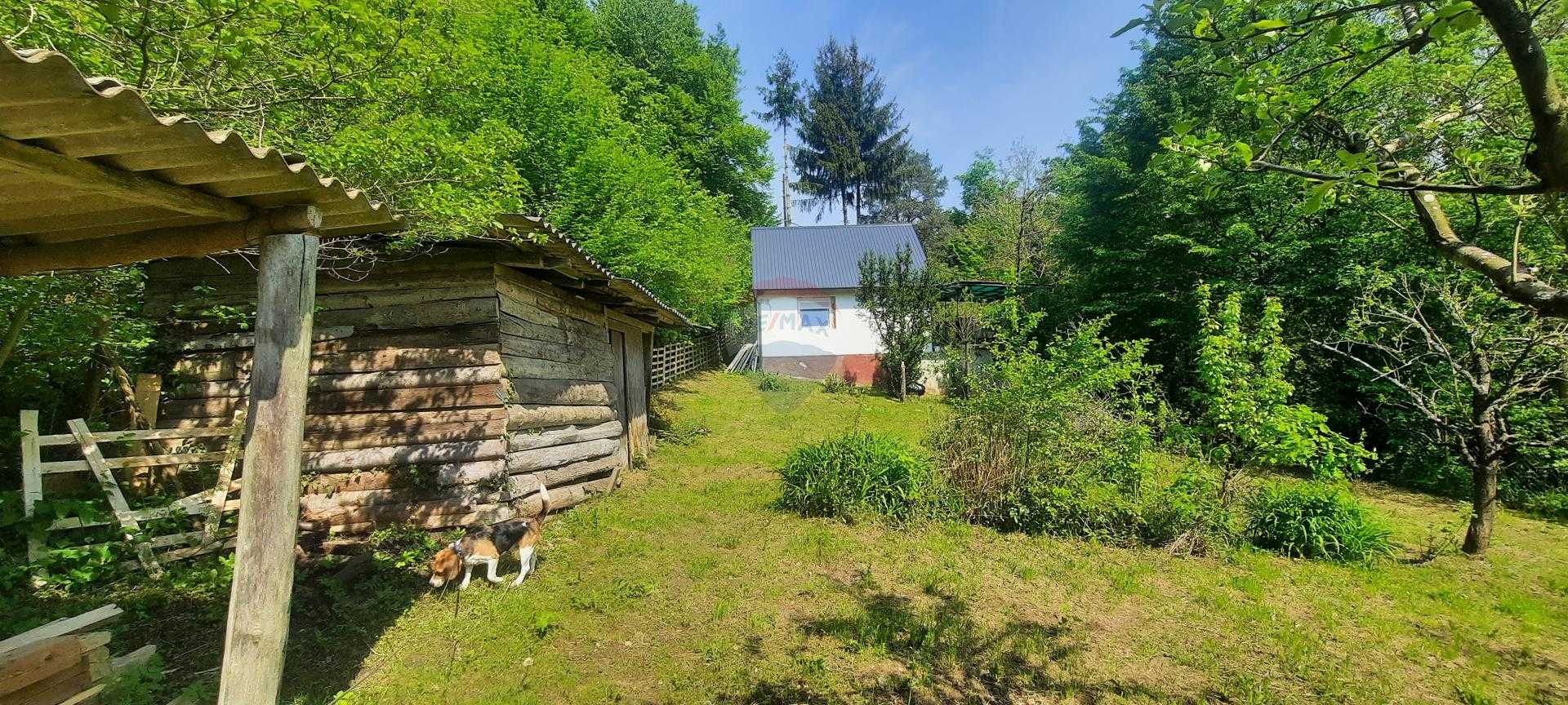 Dom w Strmec Stubički, Krapinsko-zagorska županija 12031502