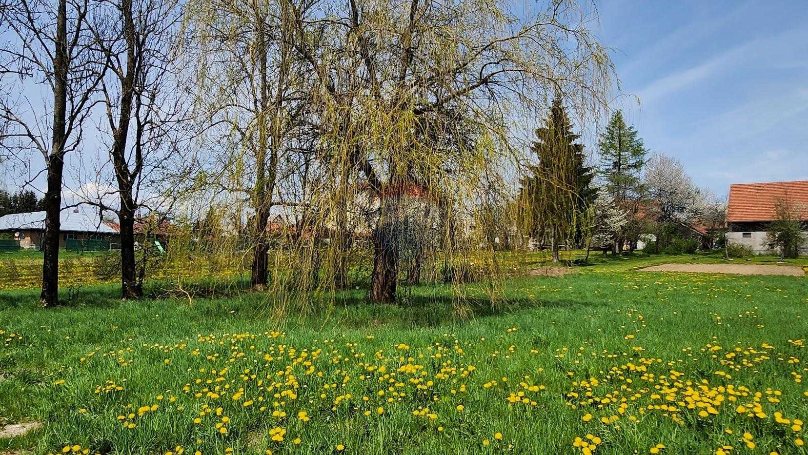 Land in Ravna Gora, Primorsko-Goranska Zupanija 12031530