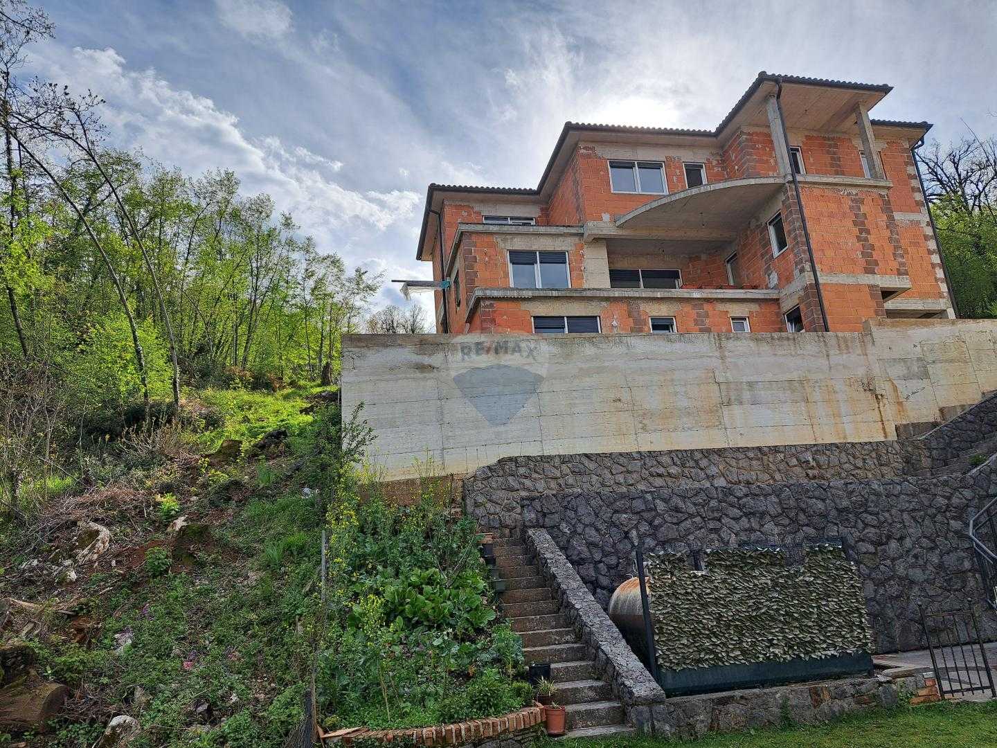 House in Matulji, Primorsko-Goranska Zupanija 12031636