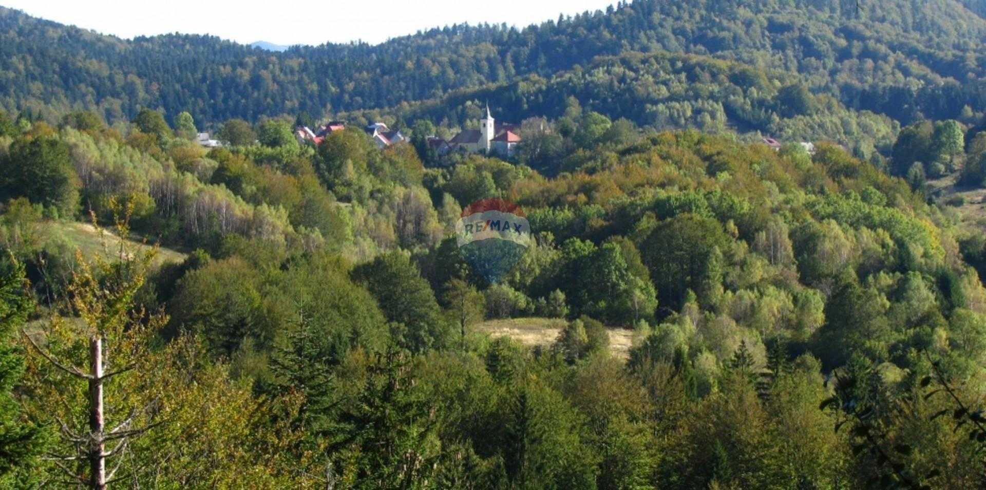 土地 在 Lokve, Primorsko-Goranska Zupanija 12031677