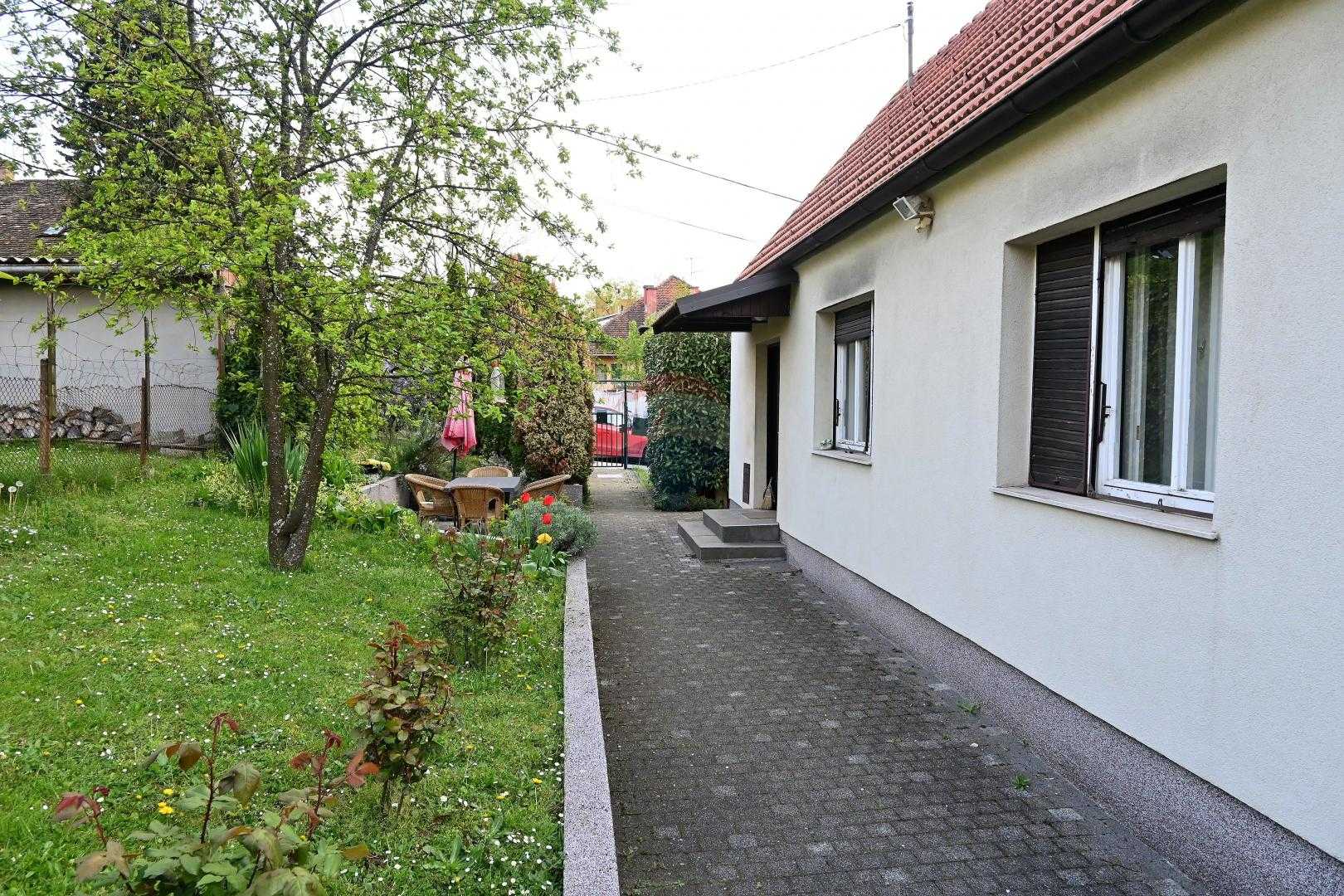 Tanah dalam Zagreb, Zagreb, Grad 12031723