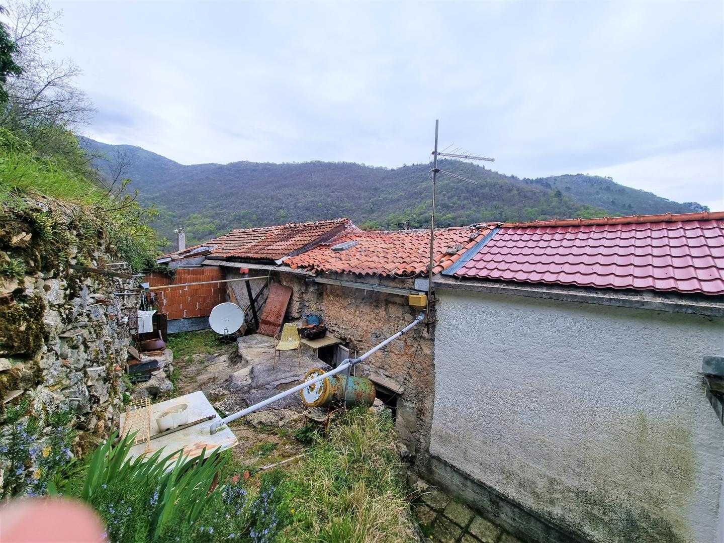 House in Mošćenička Draga, Primorsko-goranska županija 12031739