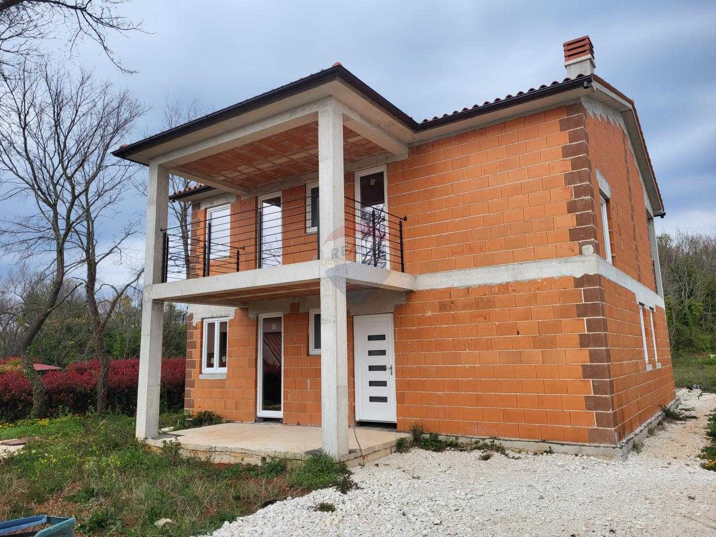 Hus i Rasa, Istarska Zupanija 12031825