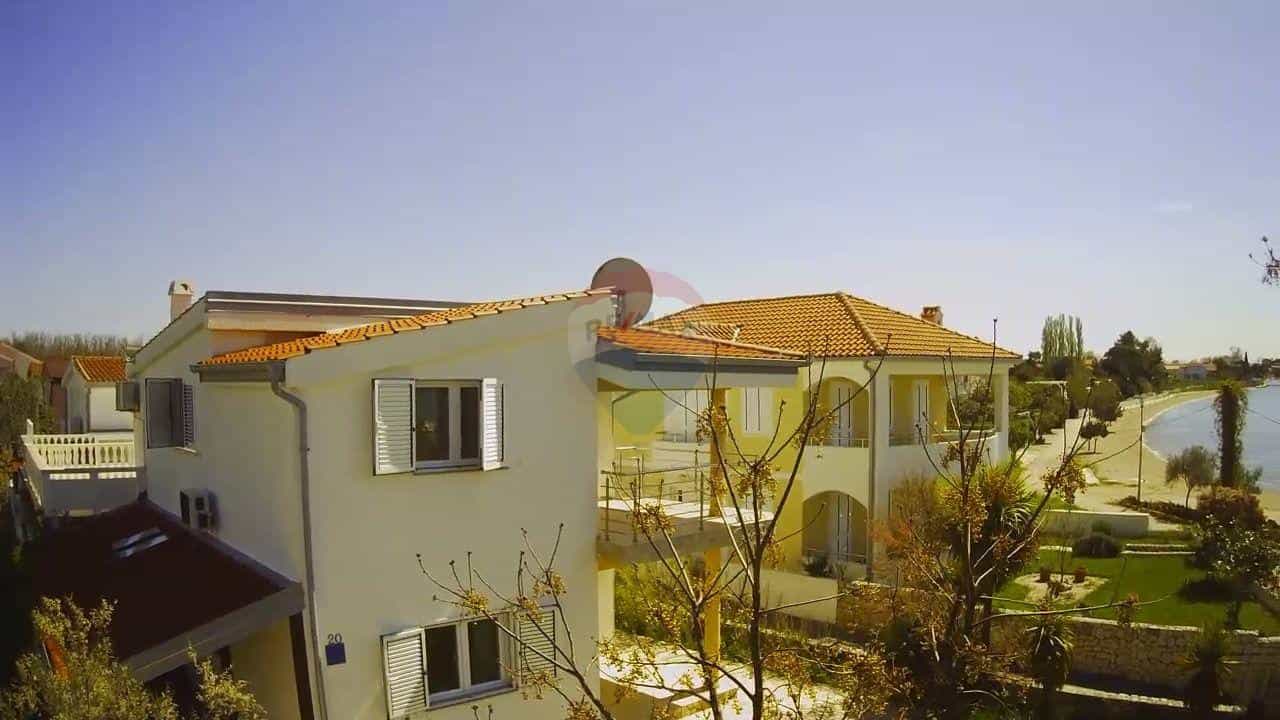 casa no Vrsi, Zadarska Zupanija 12031867