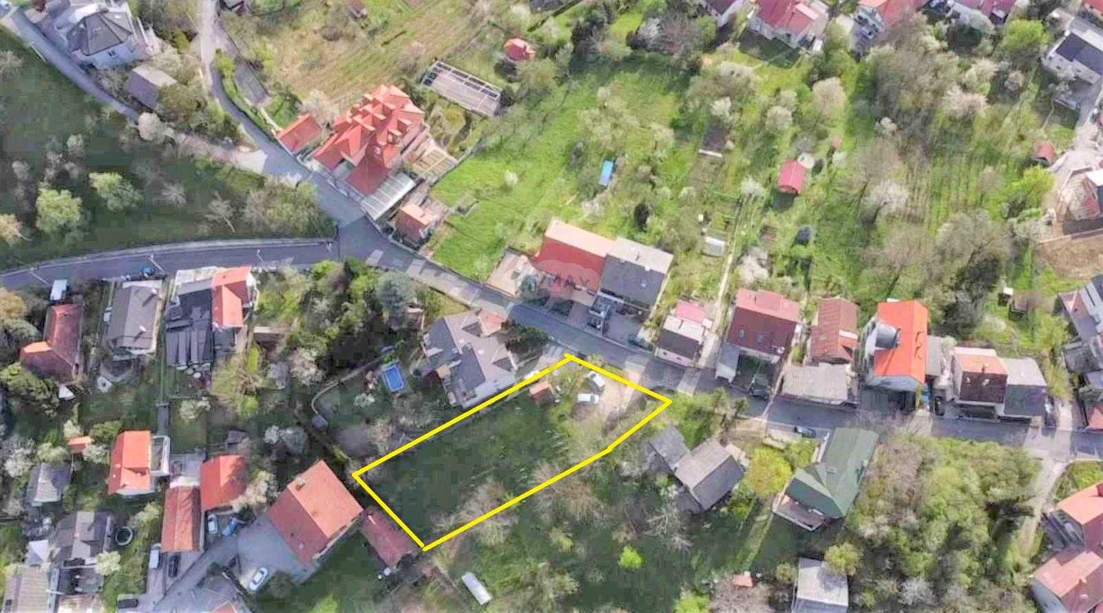 Tanah dalam Sestine, Zagreb, Grad 12031922