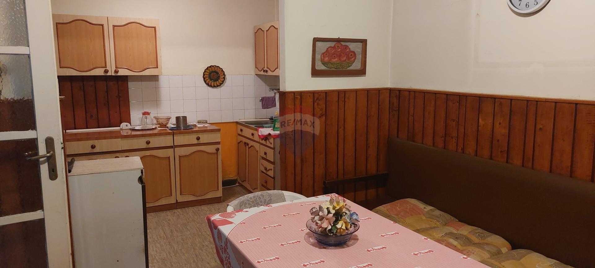 rumah dalam Rubesi, Primorsko-Goranska Zupanija 12032065