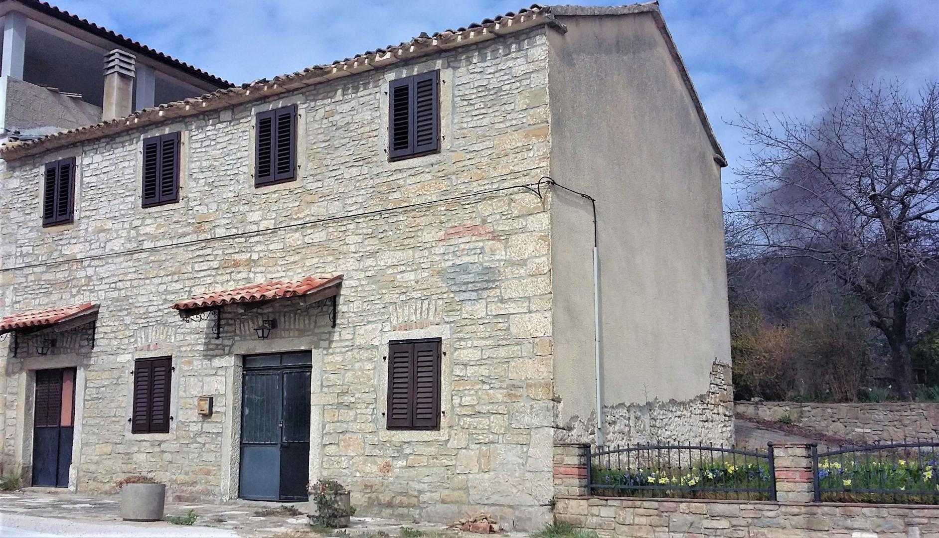 House in Buje, Istarska županija 12032081