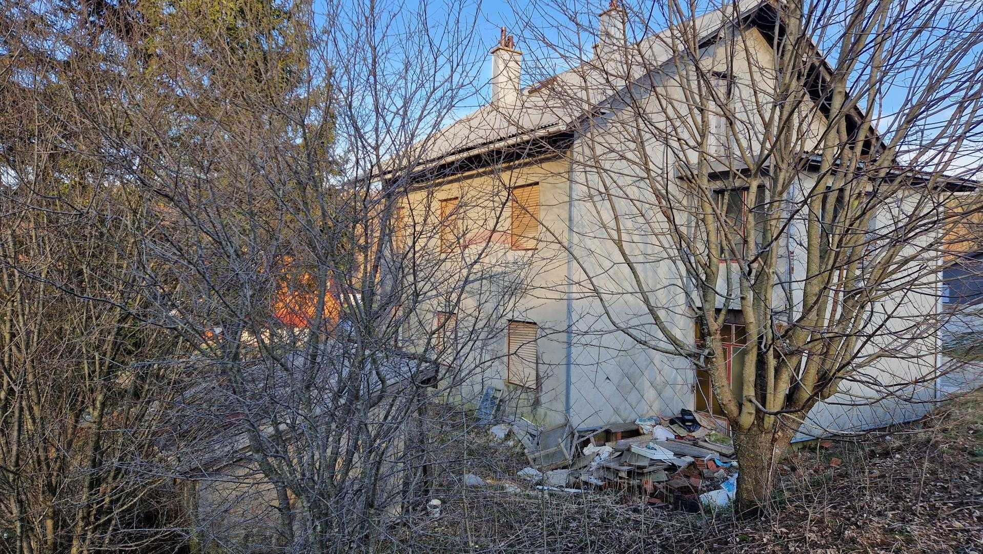 Будинок в Fuzine, Приморсько-Горанська жупанія 12032131