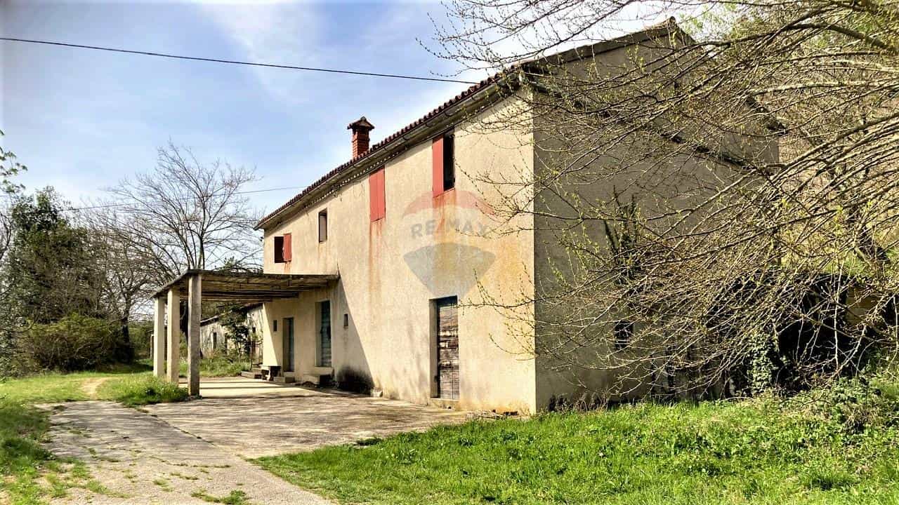 Talo sisään Pican, Istarska Zupanija 12032134