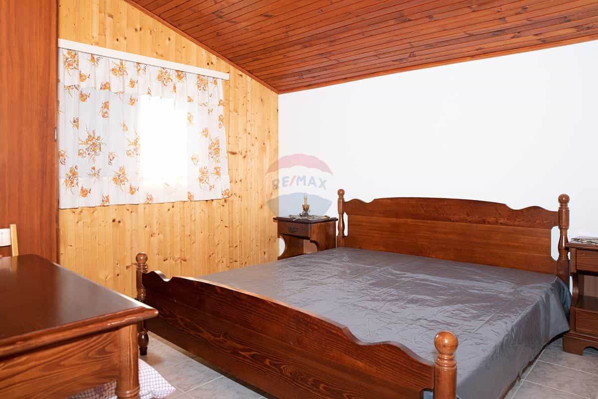 بيت في Lopar, Primorsko-goranska županija 12032196