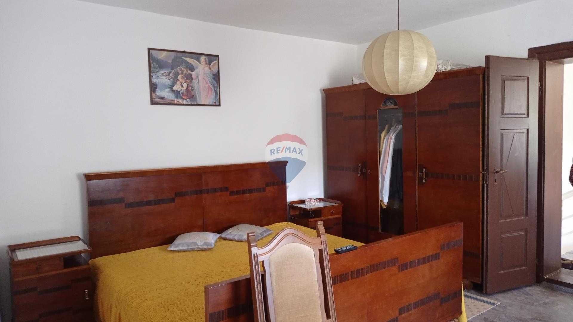 House in Bakarac, Primorsko-goranska županija 12032202