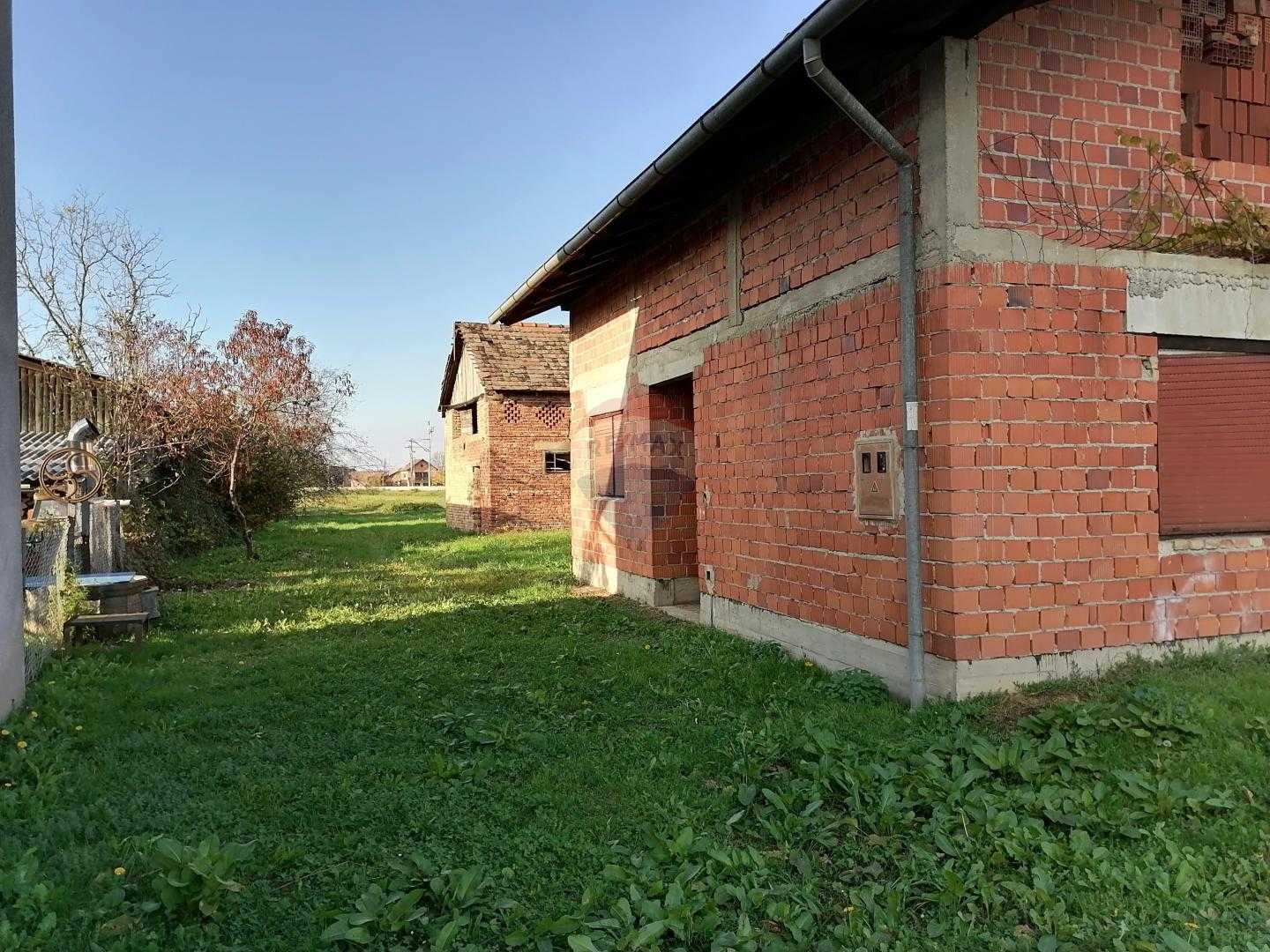 Casa nel Lekenik, Sisacko-Moslavacka Zupanija 12032280