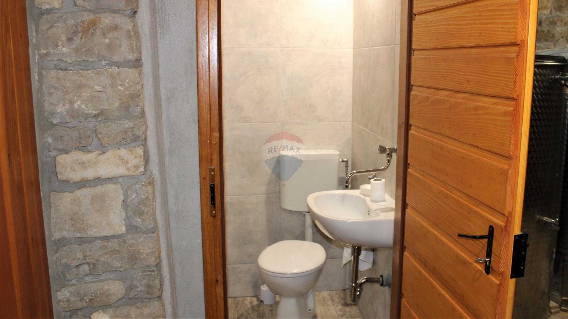 casa no Oprtalj, Istarska Zupanija 12032299