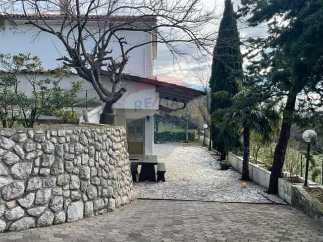σπίτι σε Rijeka, Primorsko-goranska županija 12032319