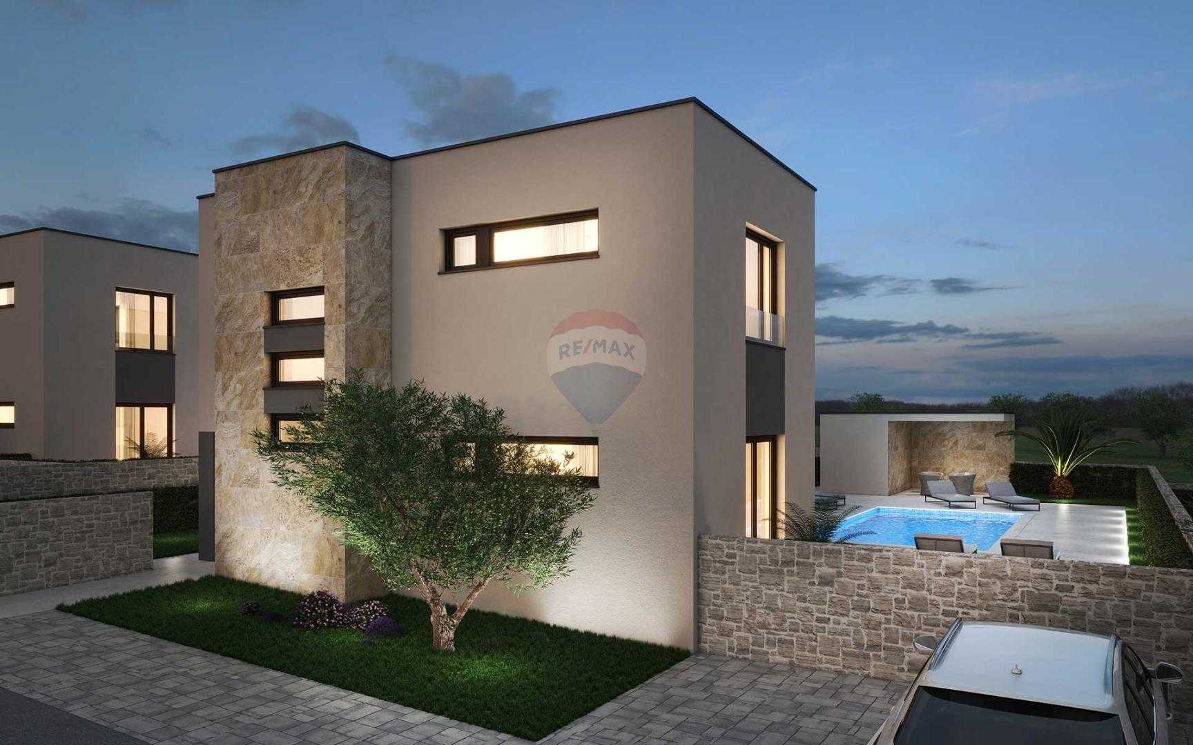 House in Fazana, Istarska Zupanija 12032382