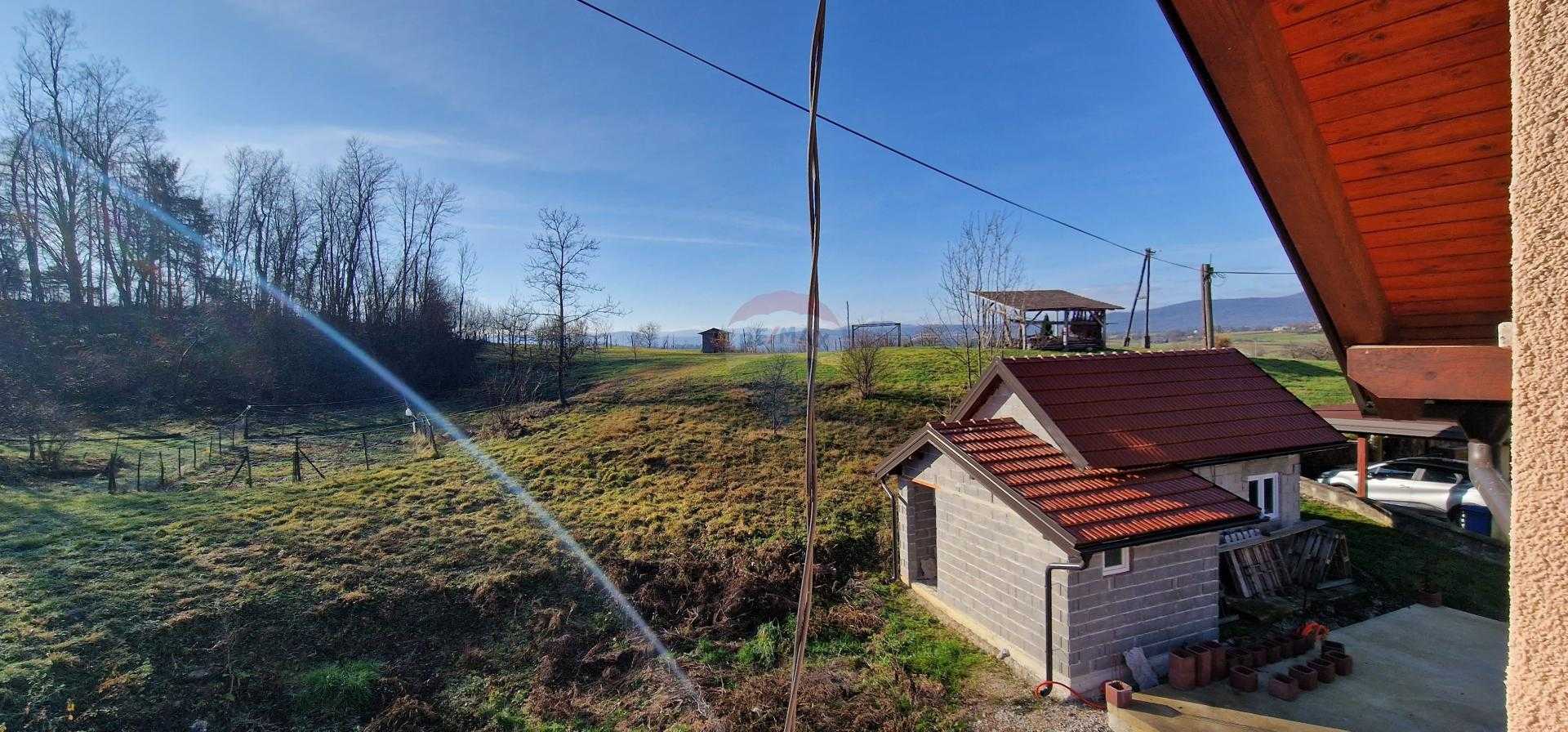 casa en Bosiljevo, Karlovačka županija 12032622