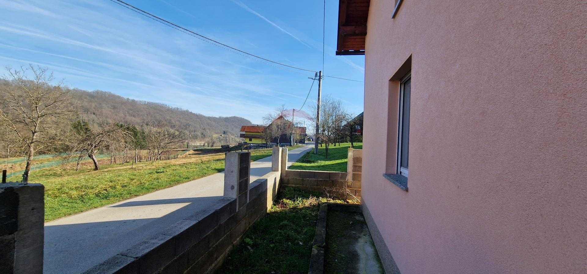 Haus im Bosiljevo, Karlovačka županija 12032622
