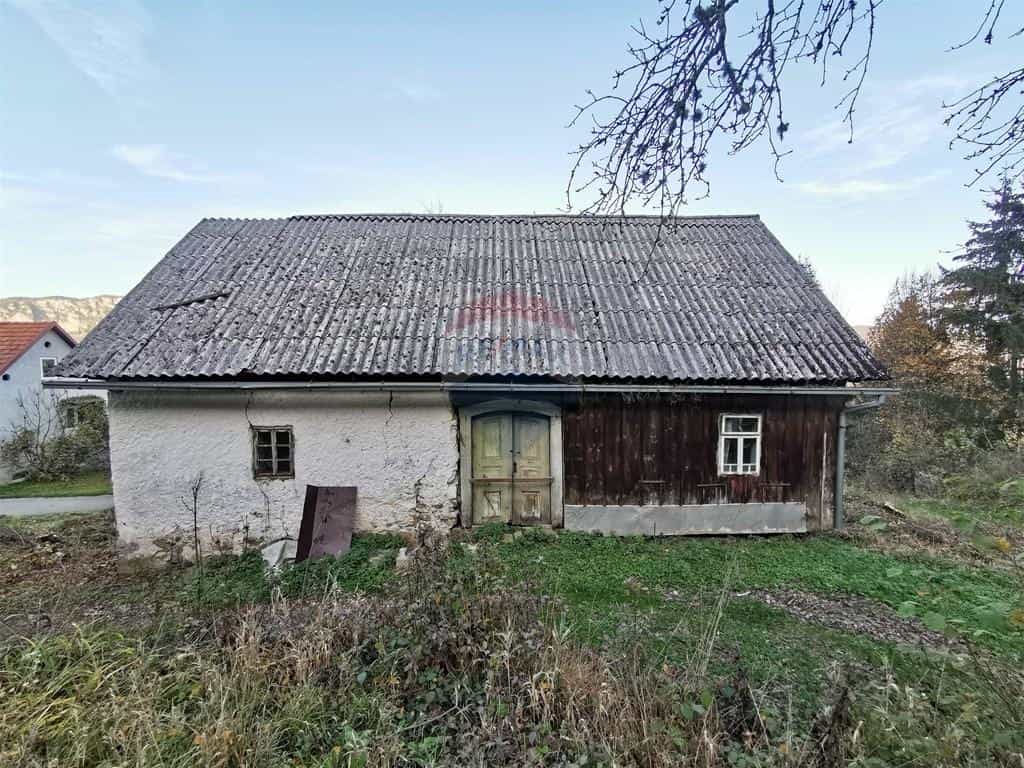 σπίτι σε Osilnica, Osilnica 12032880