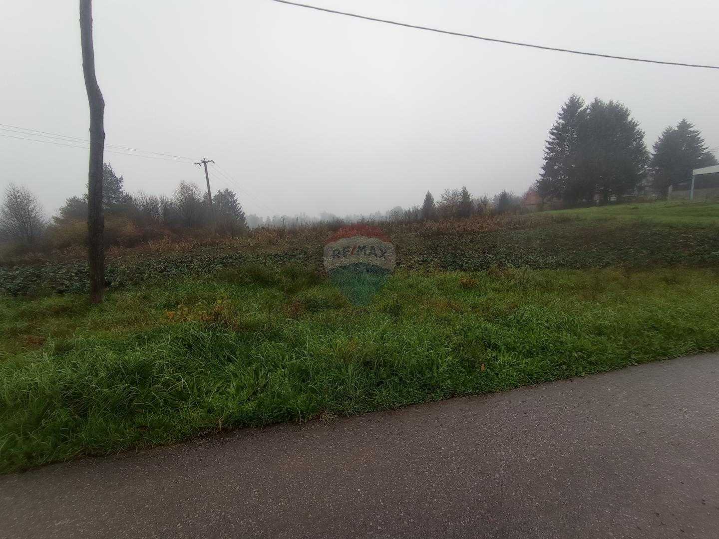 Tanah dalam Josipdol, Karlovacka Zupanija 12032926